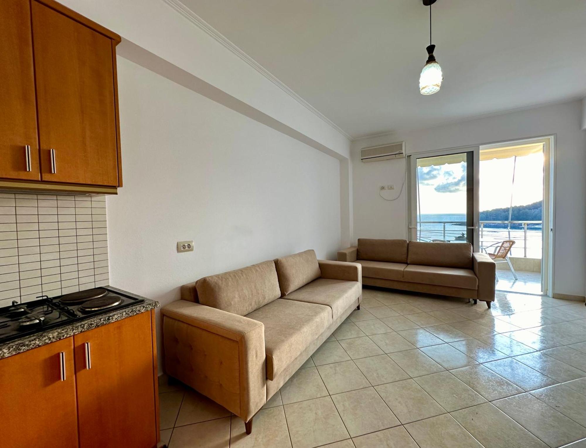 Fane'S Apartments Himare Esterno foto